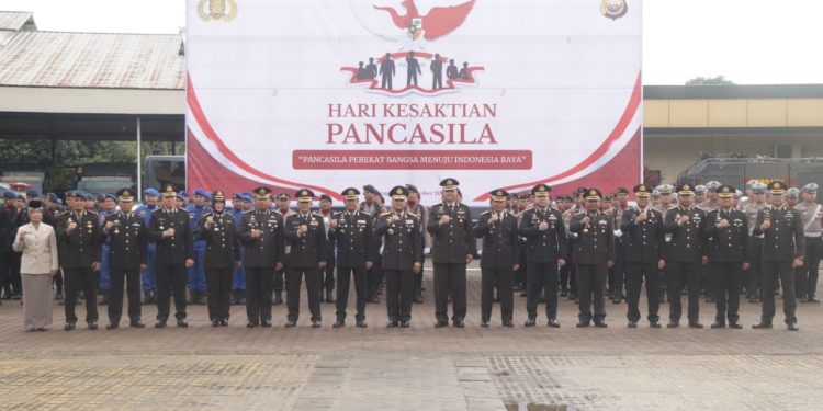 Kapolda Bengkulu Pimpin Upacara Hari Kesaktian Pancasila di Lapangan Anton Soedjarwo Polda Bengkulu