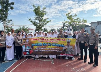Ditlantas Polda Bengkulu Gelar Police Go To School di SMP Islam Al Azhar 52 Kota Bengkulu