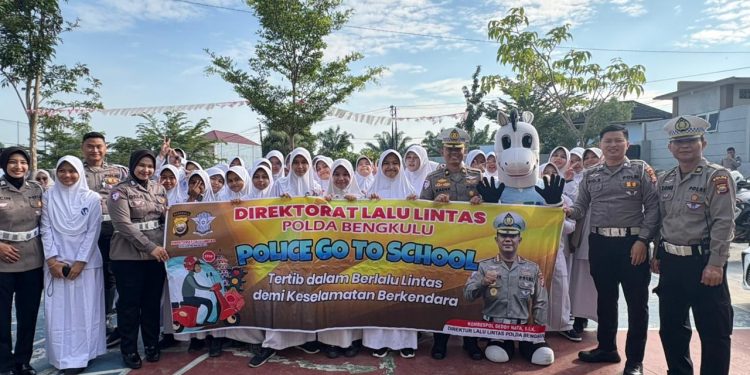 Ditlantas Polda Bengkulu Gelar Police Go To School di SMP Islam Al Azhar 52 Kota Bengkulu