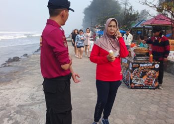 Subdit Wisata Dit Pamobvit Polda Bengkulu Intensifkan Patroli Dialogis di Kawasan Wisata Pantai Panjang
