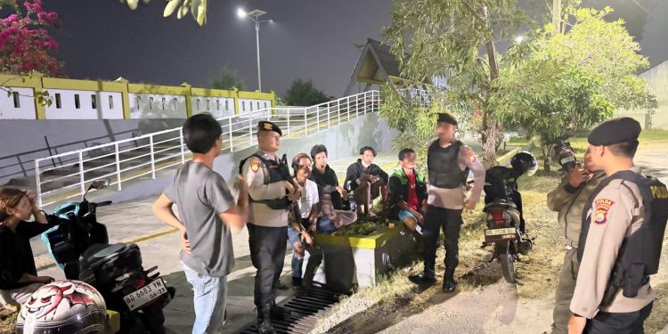 Ditpamobvit Polda Bengkulu Gelar Patroli Dialogis Malam, Sasar Objek Vital dan Tempat Keramaian