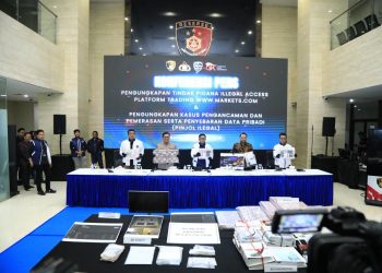 BARESKRIM POLRI BONGKAR 2 APLIKASI PINJOL ILEGAL, 400 KORBAN DIPERAS DAN DIANCAM