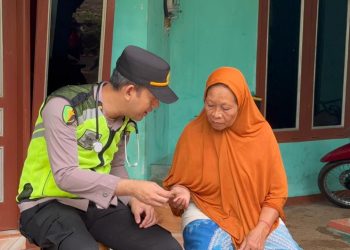 Tanggap Bencana, Polres Purbalingga Gerak Cepat Berikan Bantuan dan Layanan Kesehatan Gratis di Desa Maribaya