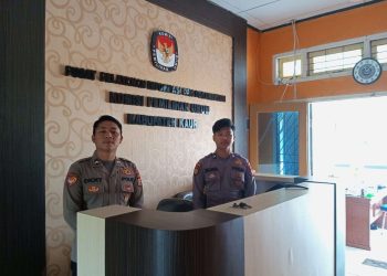 Polres Kaur Perketat Pengamanan di KPU dan Bawaslu Menjelang Pilkada 2024